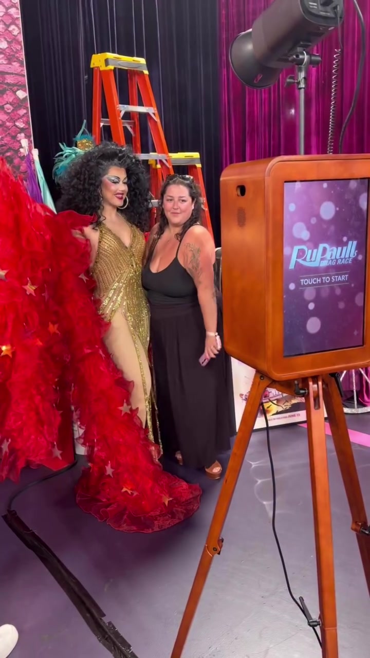 @World of Wonder