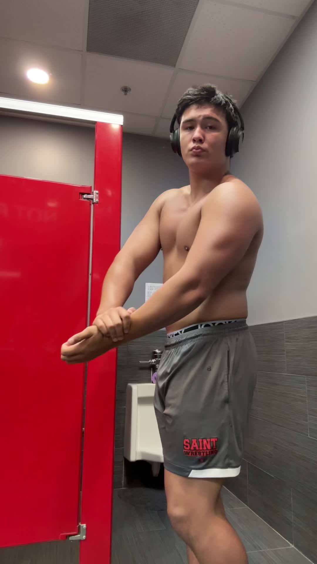 @Adogisoverweight