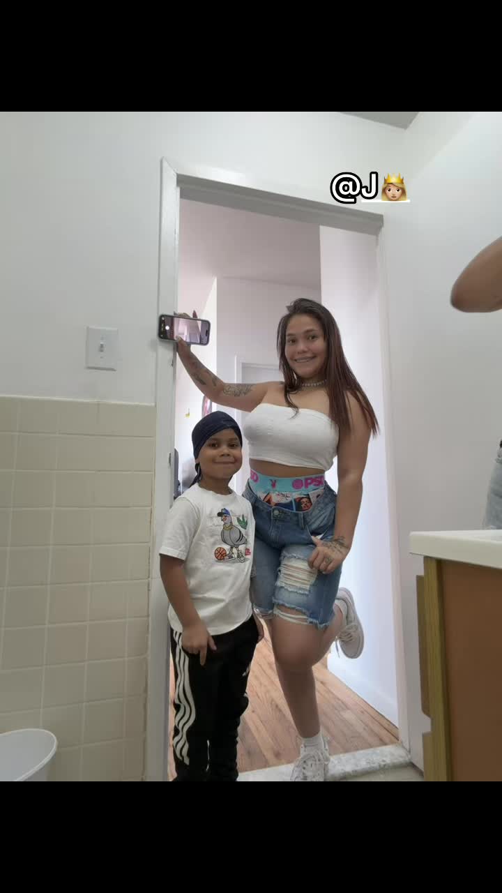 @🐛🦋❤️&zwj;🩹🤞🏼👑💋💄