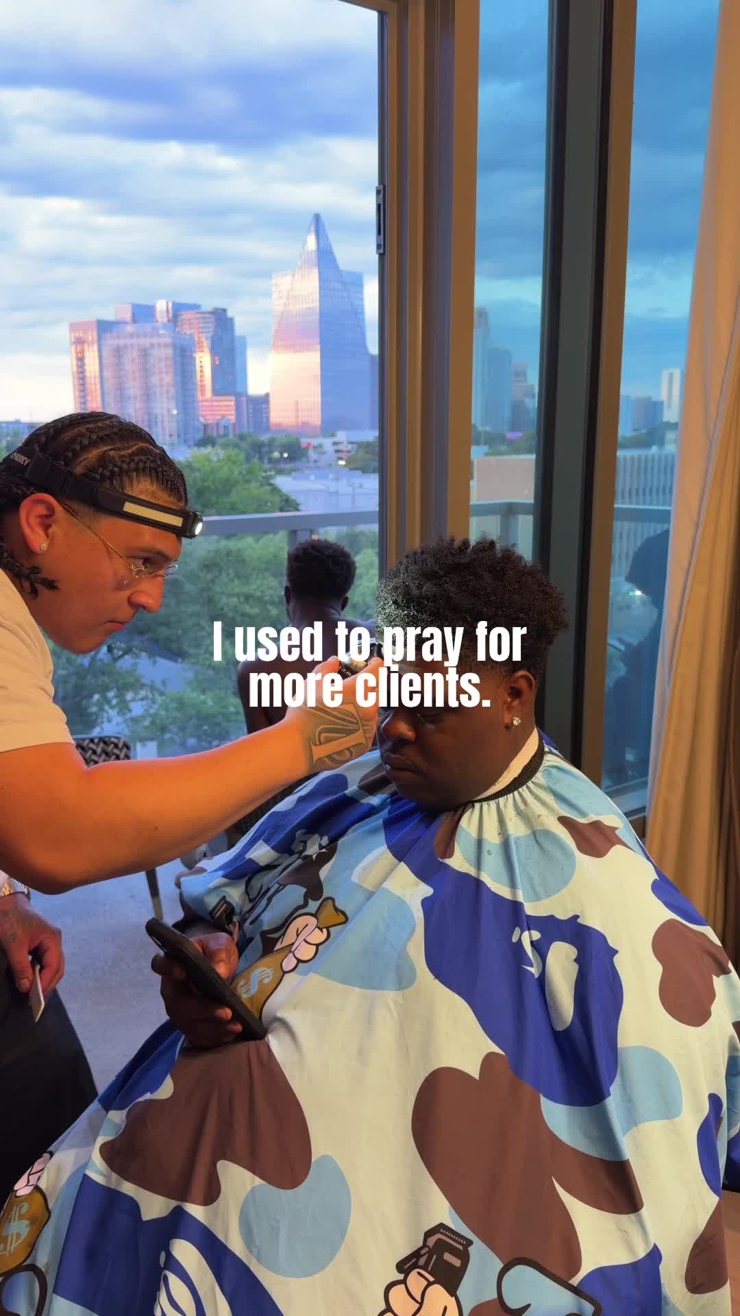 @Atlanta barber &bull;Victor Leon