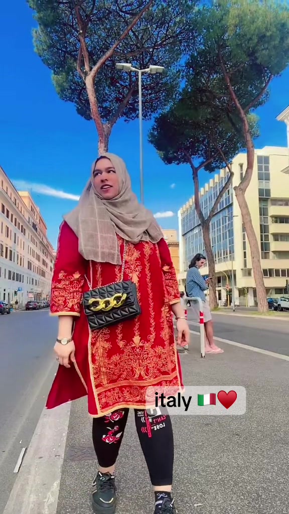 @Noor Fatima 🇮🇹