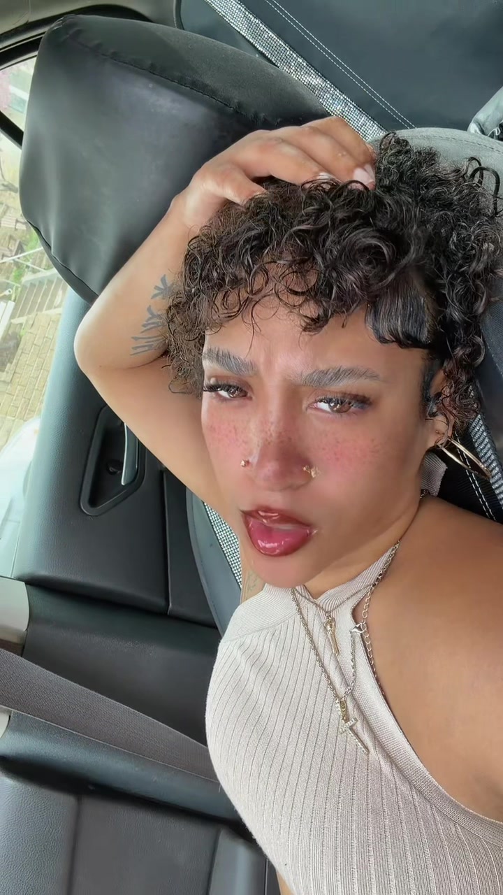 @C💋