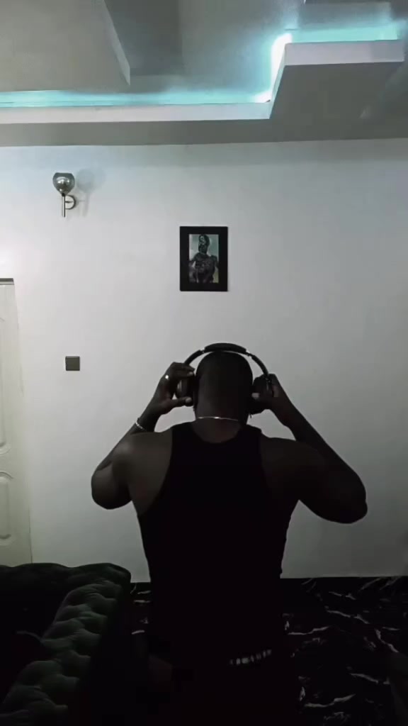 @THE KINGXTEEM 👑