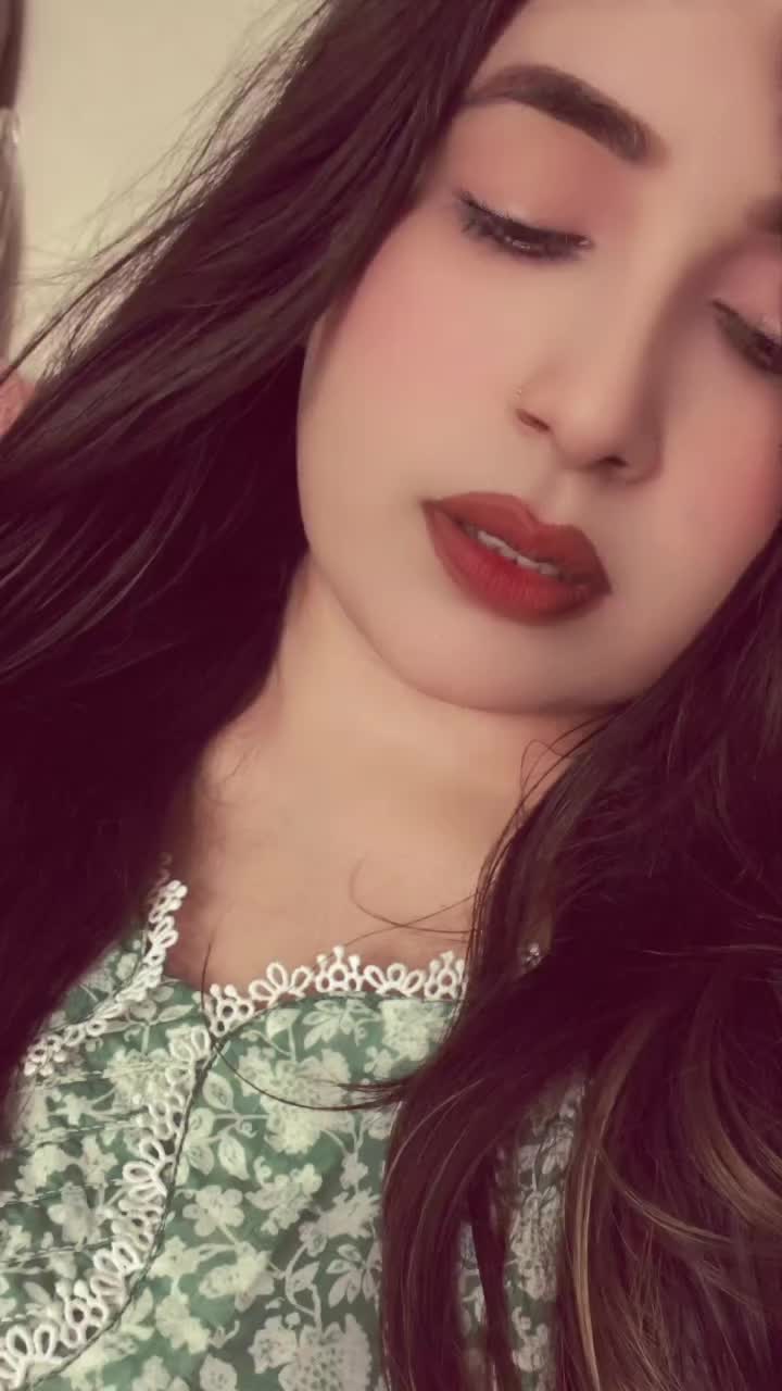 @missqueen2064