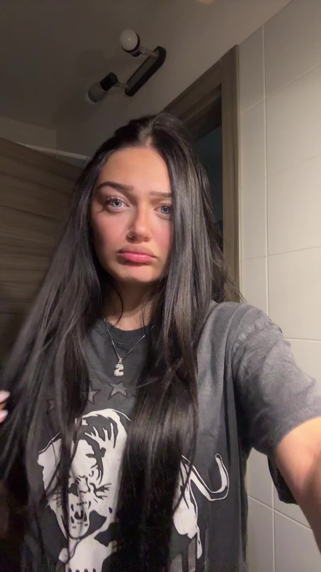 @stillthatsara