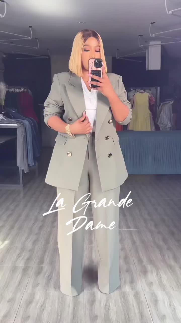 @LA GRANDE DAME