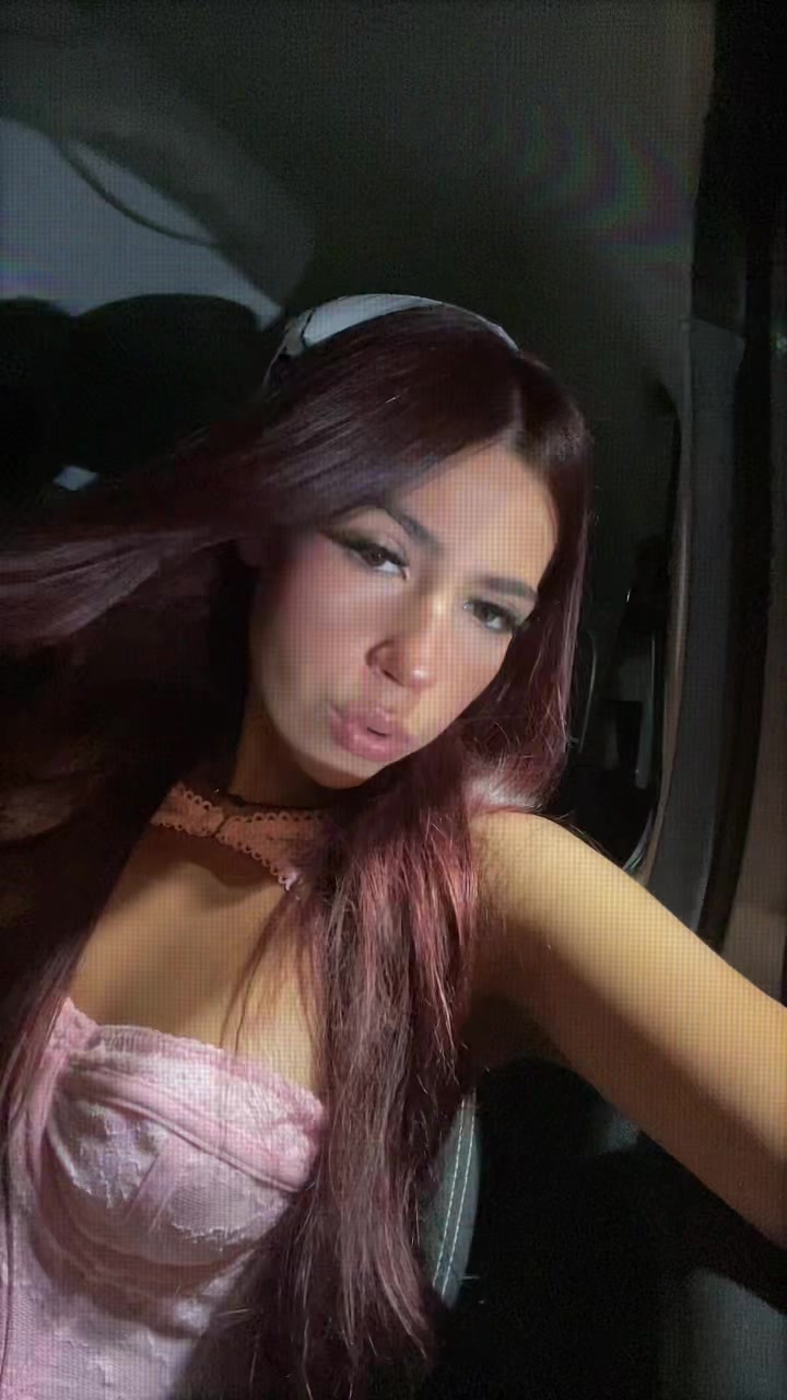 @a red🥰🍒🍒
