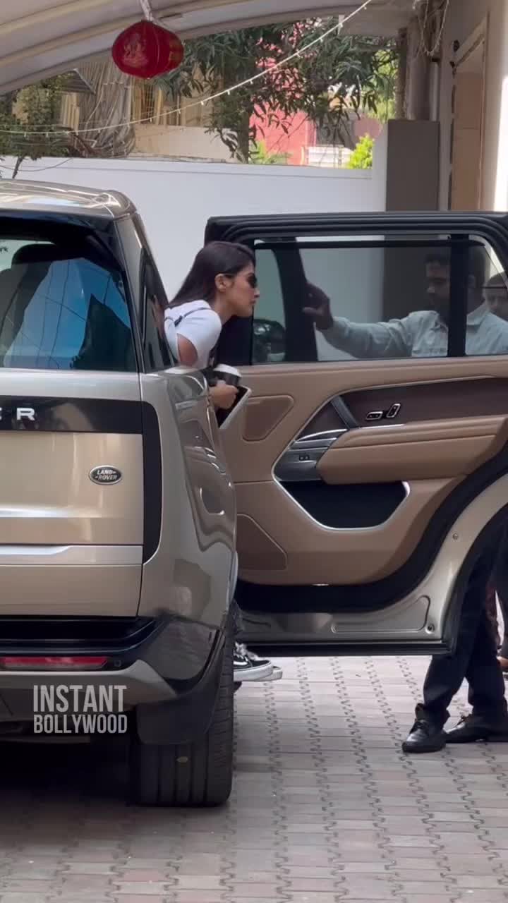 @Pooja Hegde