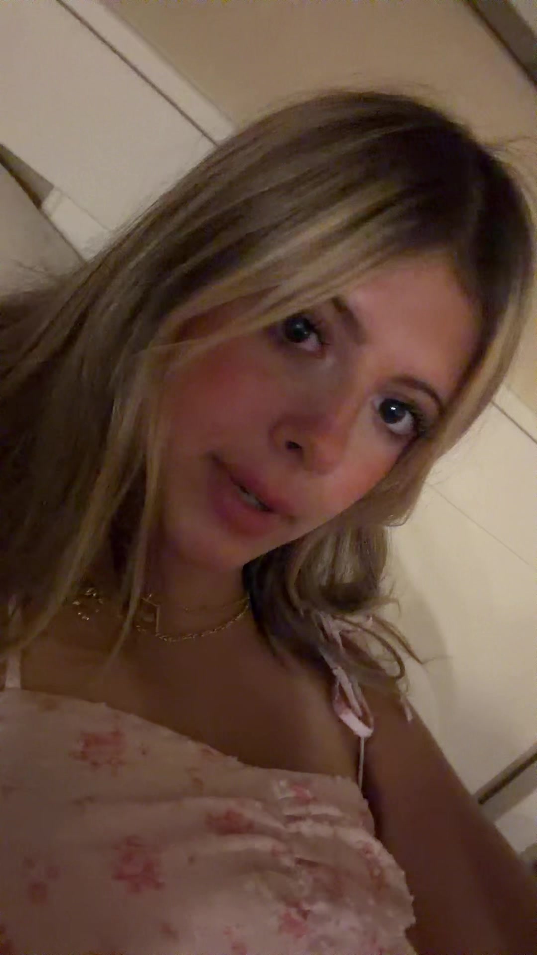 @whothefreakismariaclara