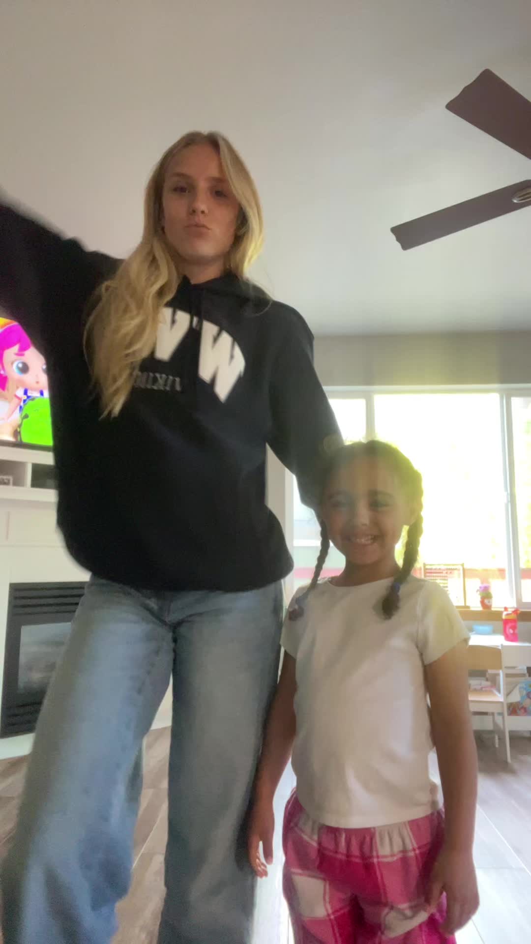 @Ayla_16