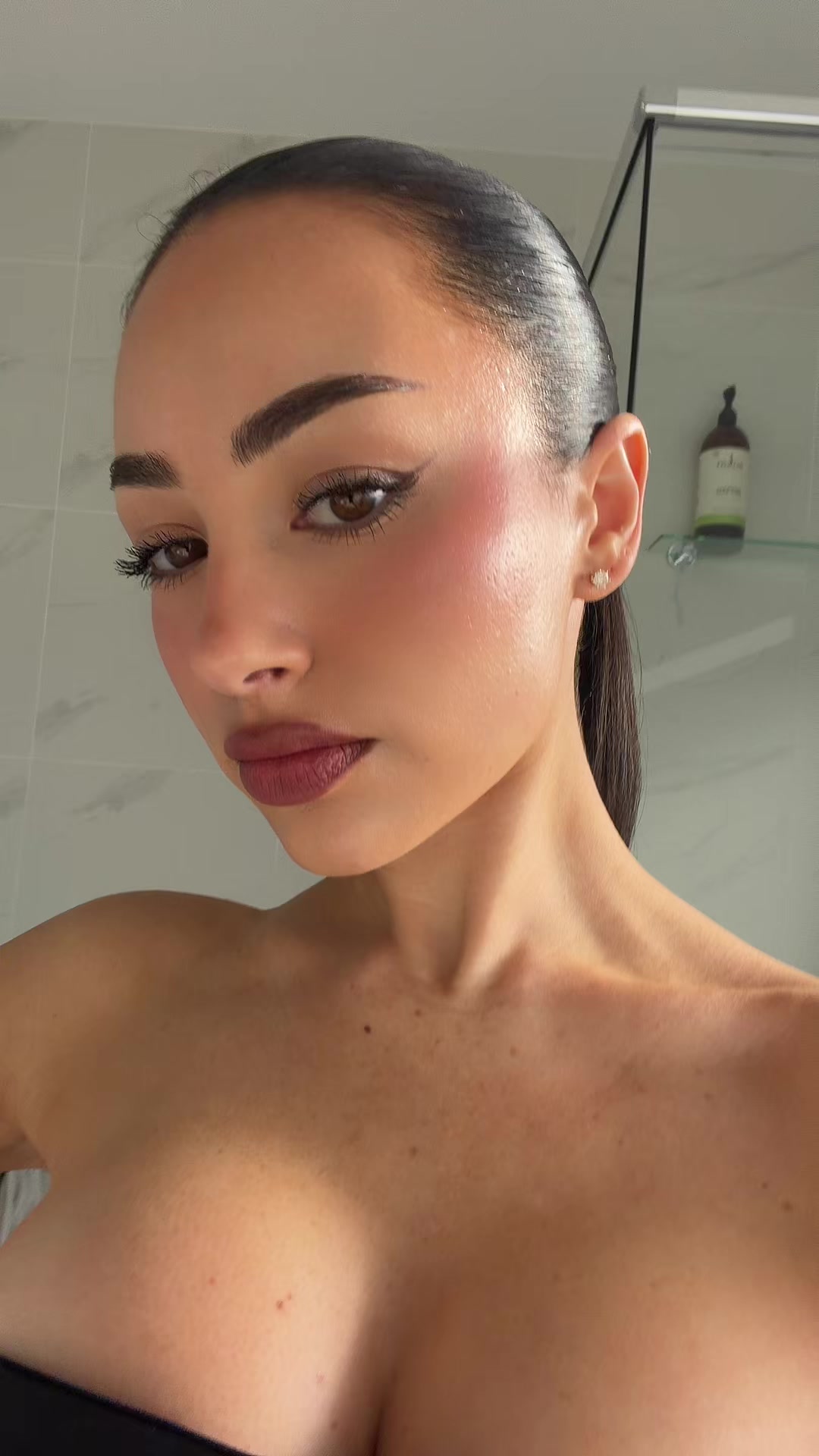 @LAMEISHA
