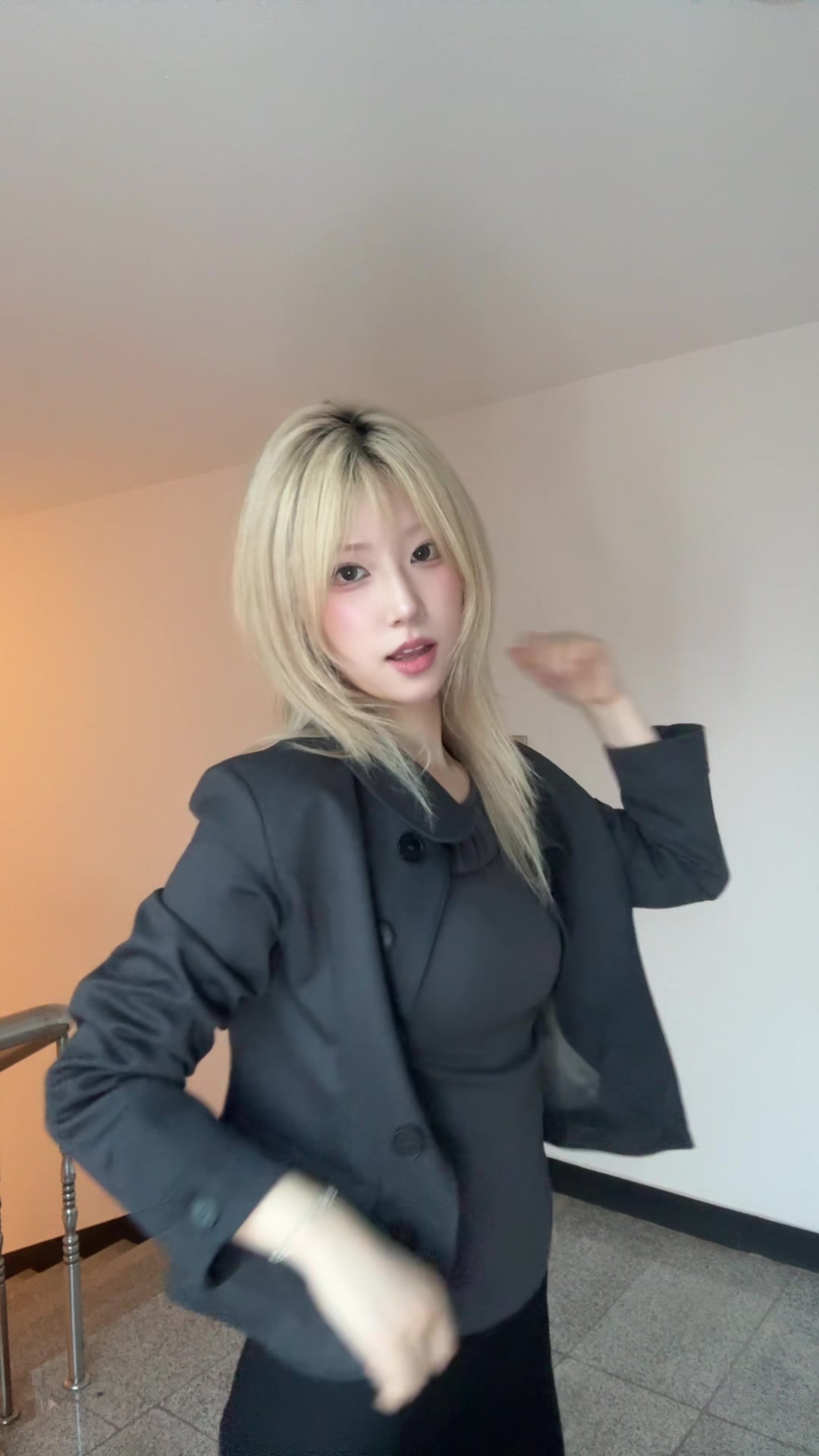 @송민경