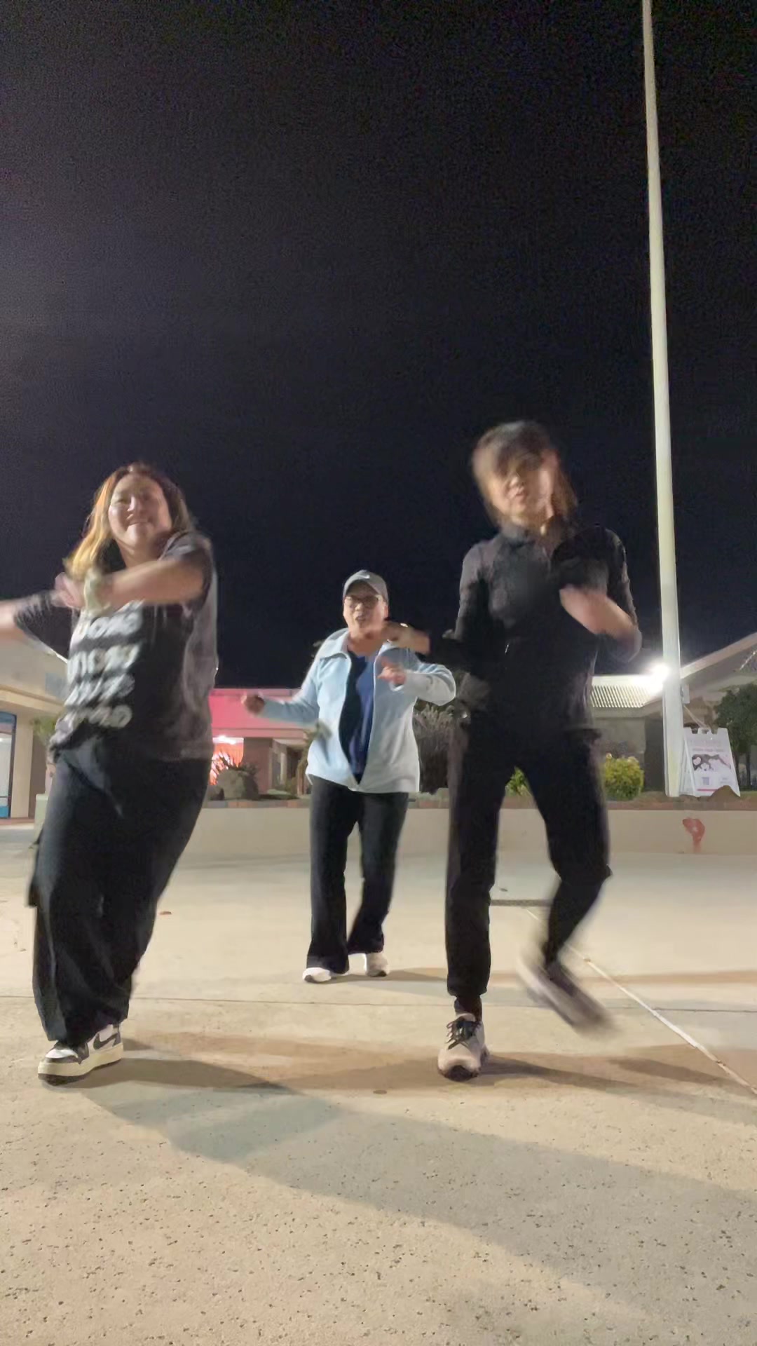 @DanceWithRho