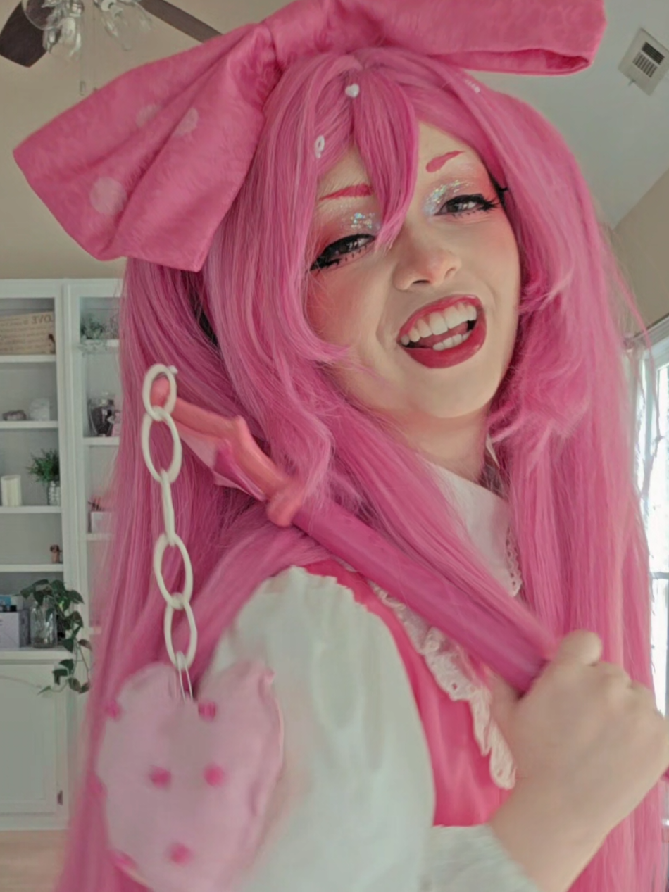 @ʙᴜɴɴɪ 🐇 🔜 Momocon