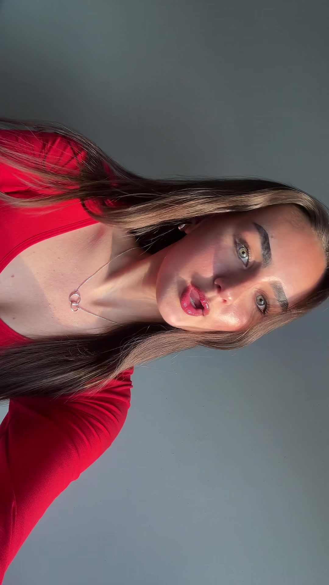 @𝑎𝑚𝑒𝑙𝑖𝑎