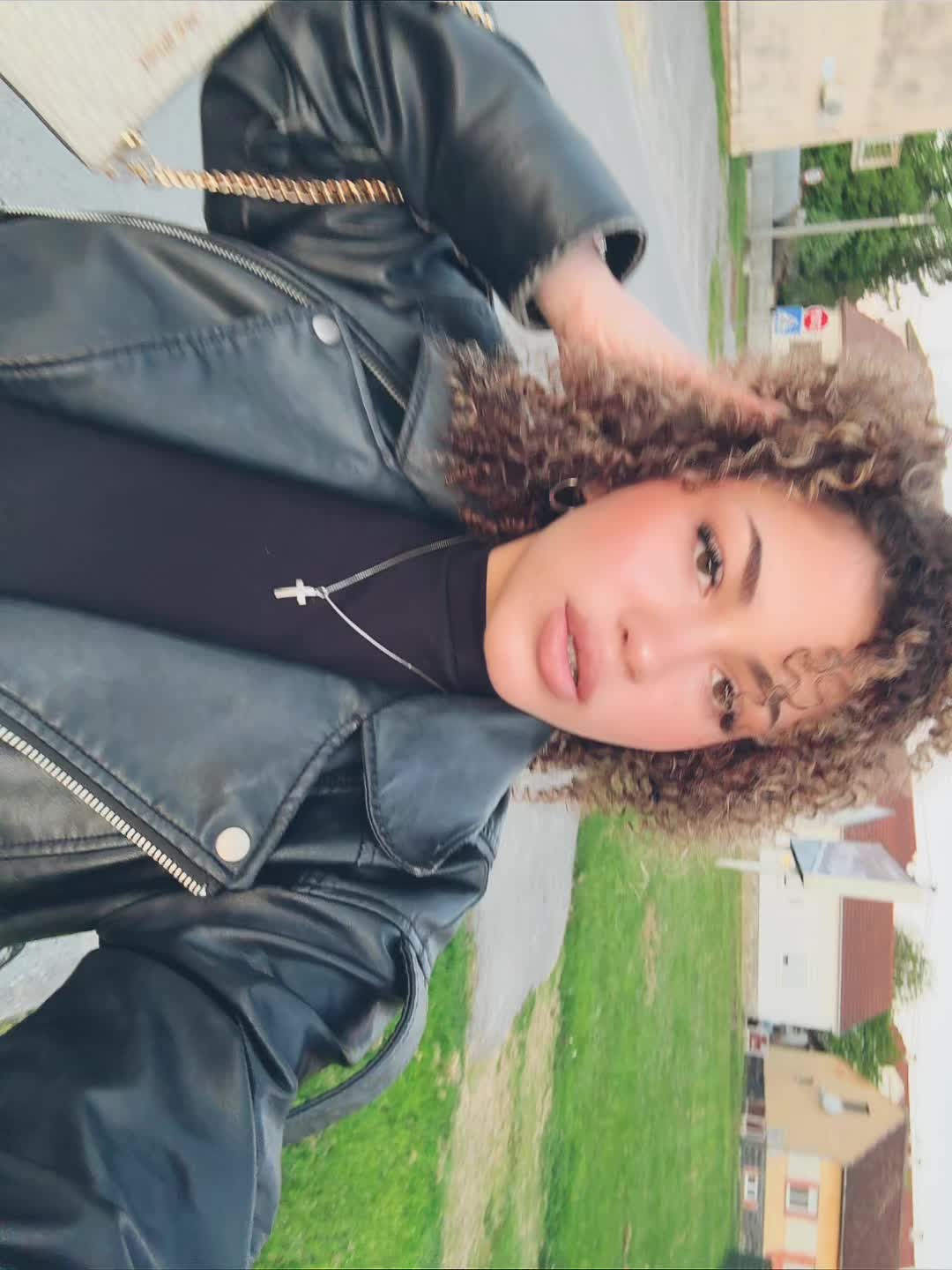 @Melani