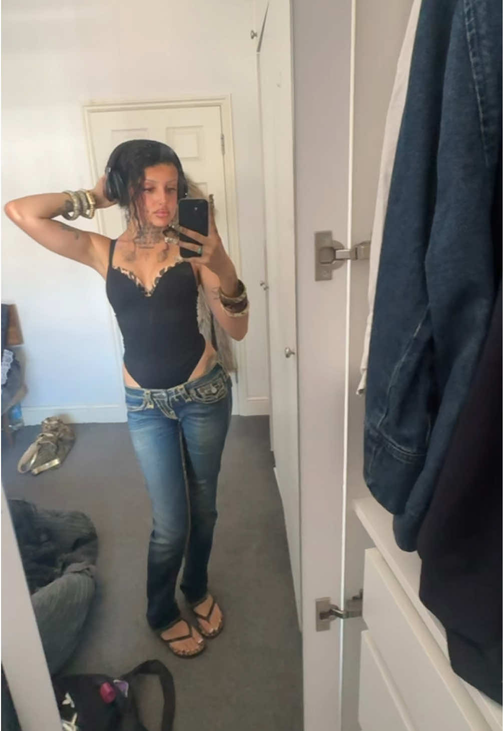 @t
