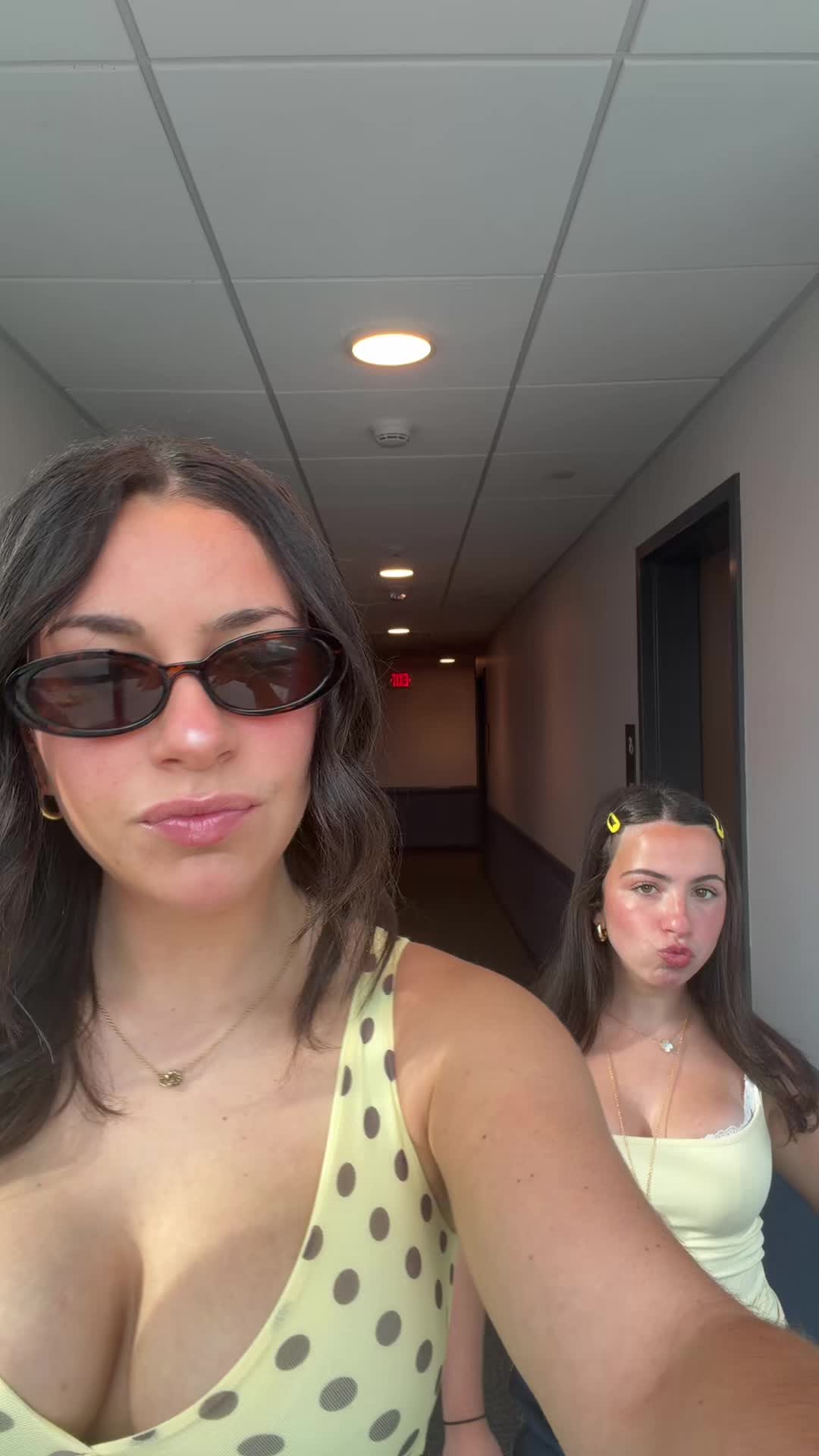 @sydneystern