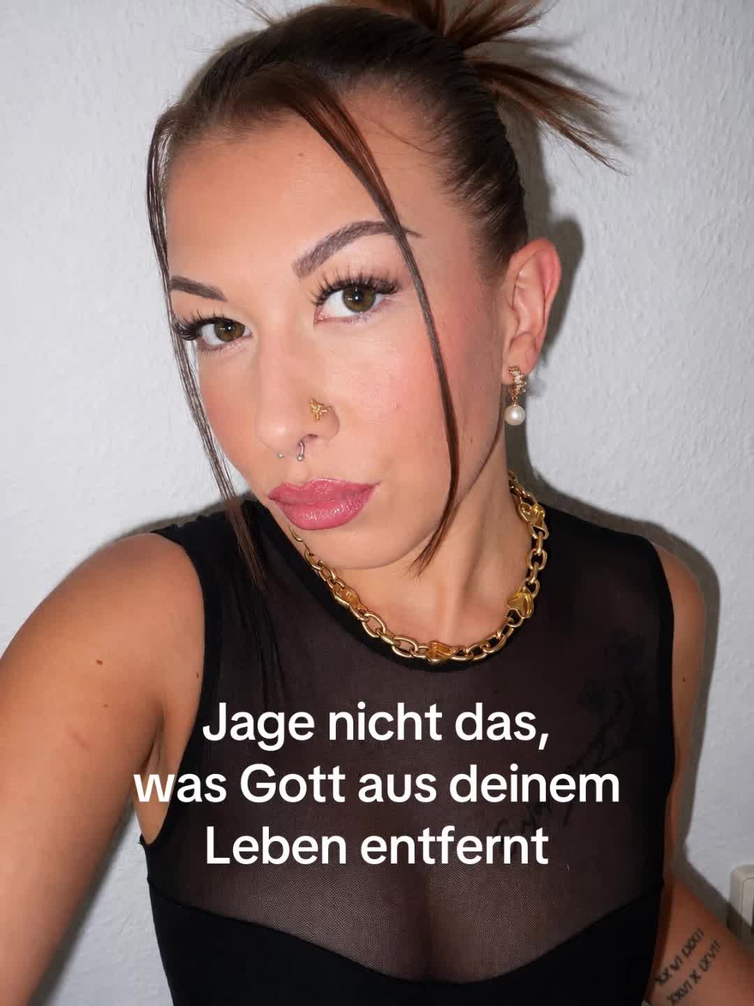 @Lena