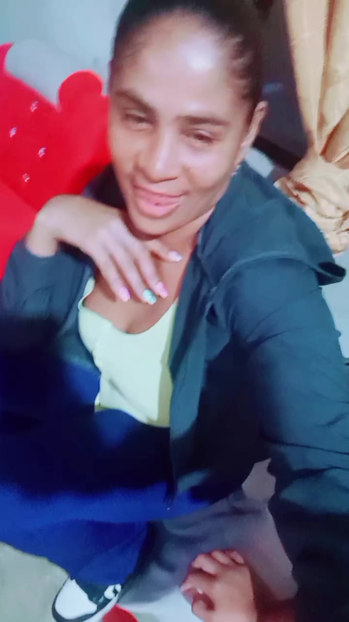@María Castro ๐๐๐๐