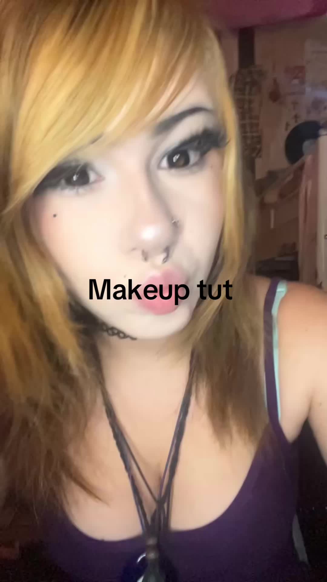 @☮︎