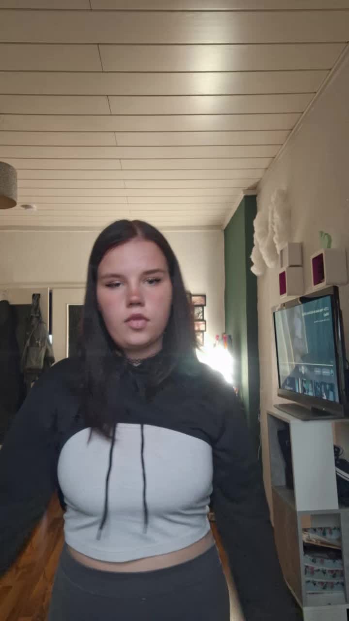@Michelle🙏☦️
