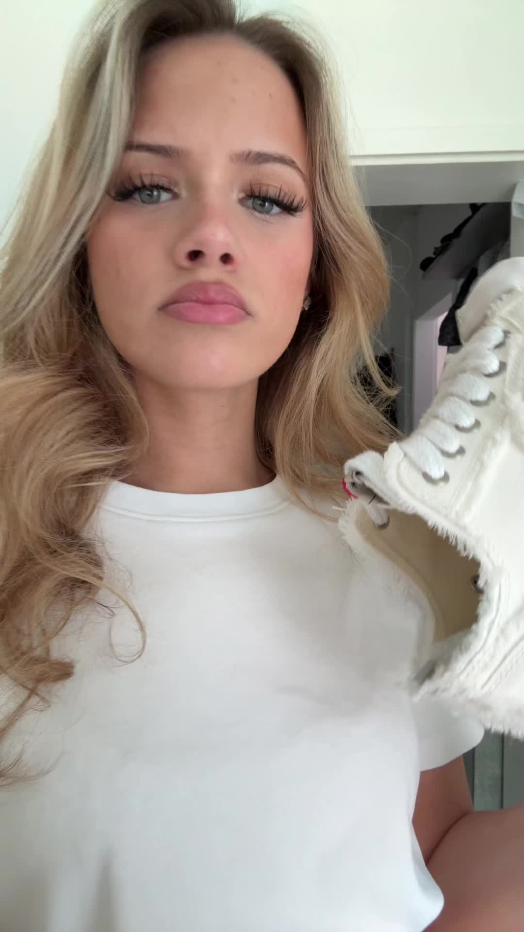 @vicaa