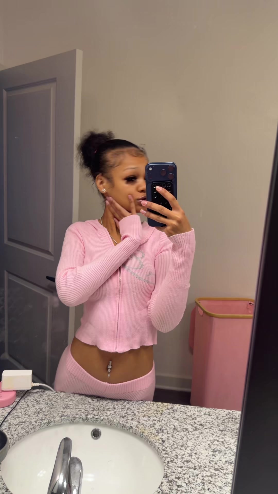 @Farahheartss