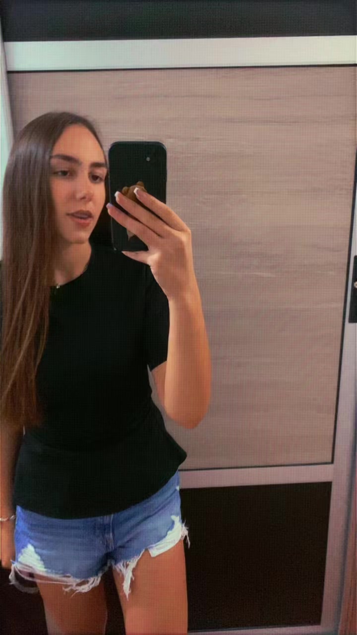 @𝓔𝓵𝓮𝓷𝓪💙