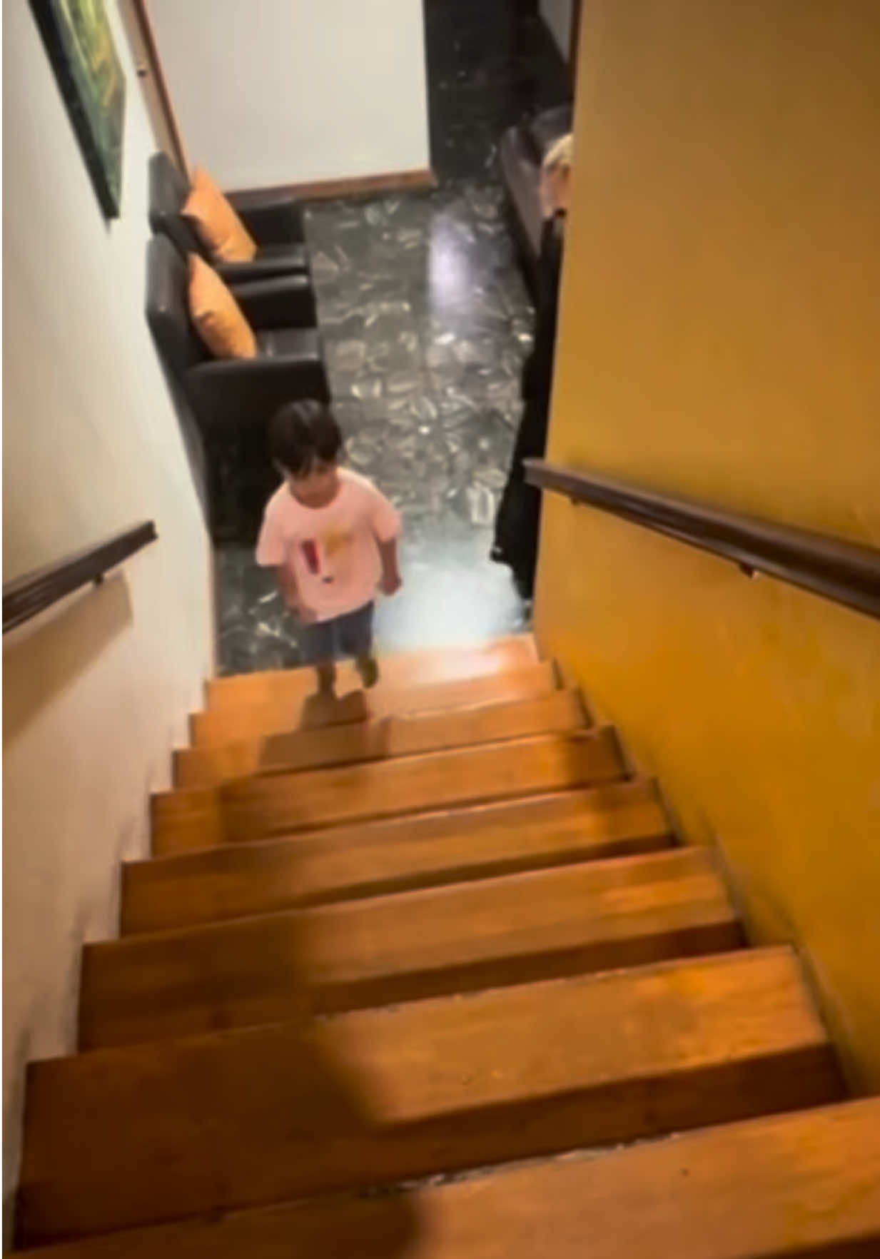 @Los Macías