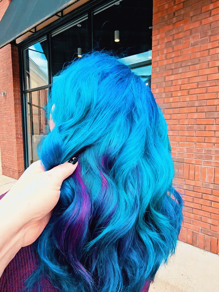 @Bear - Braxton Hairstylist
