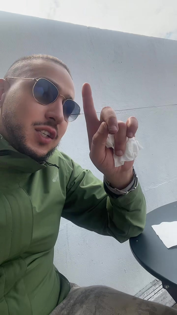 @AKR