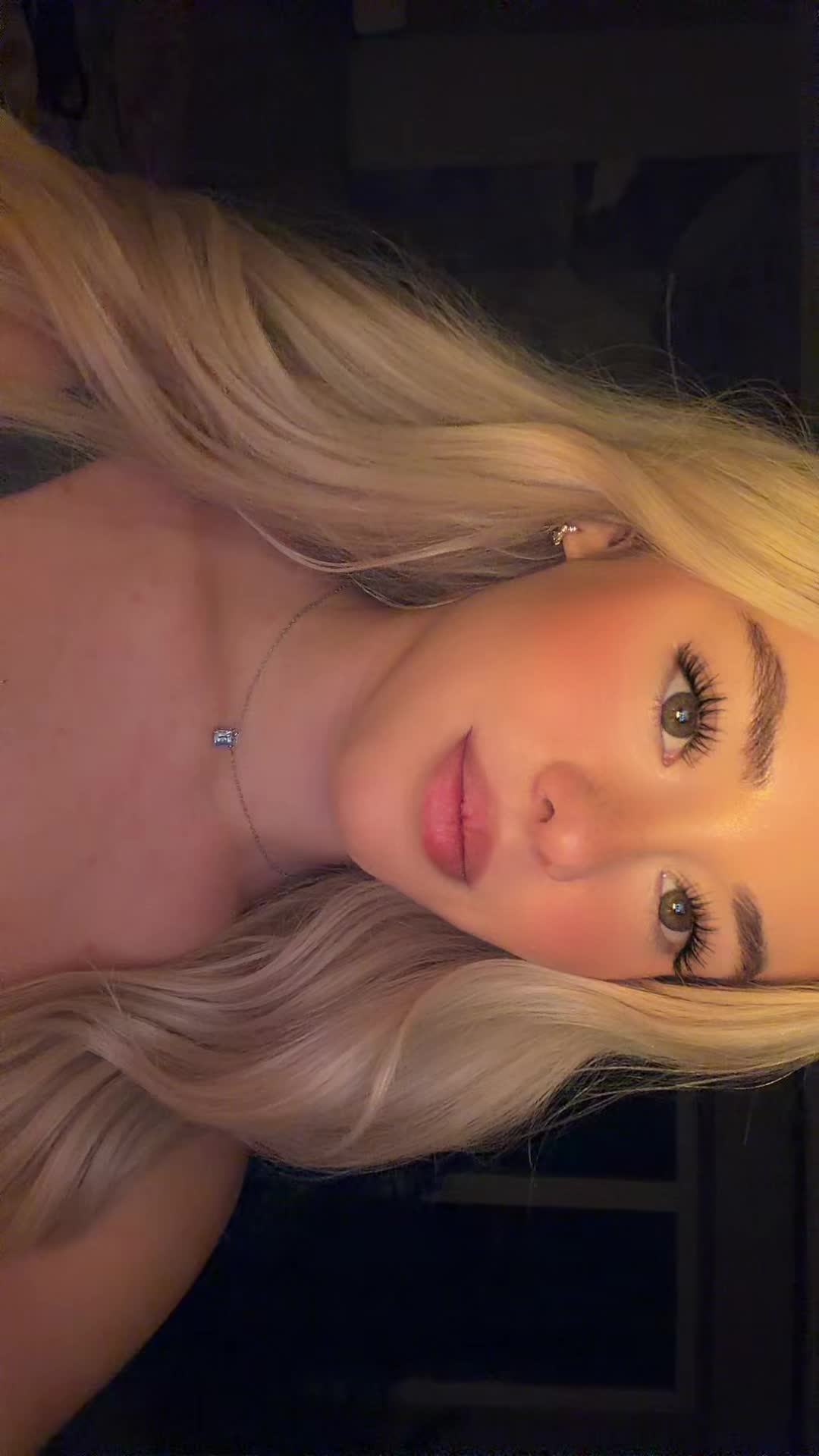 @adelina.s_08