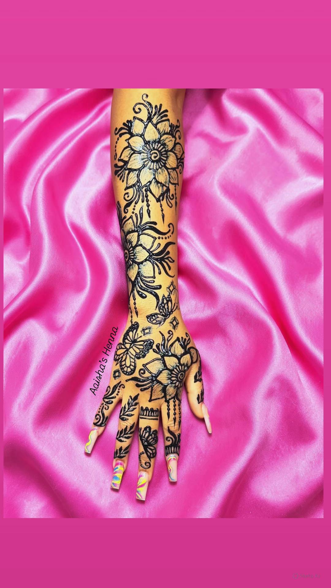 @HennaArtistAaisha