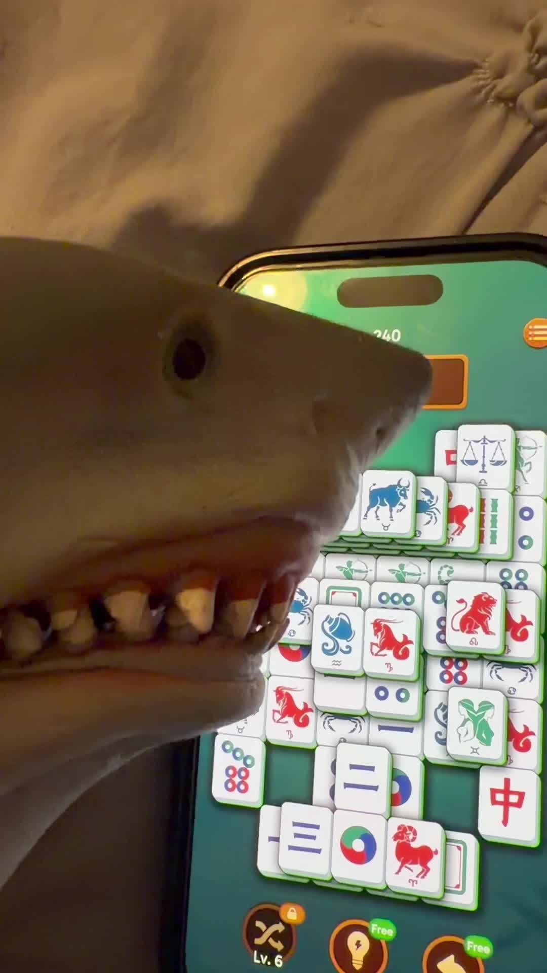 @the.shark.puppet