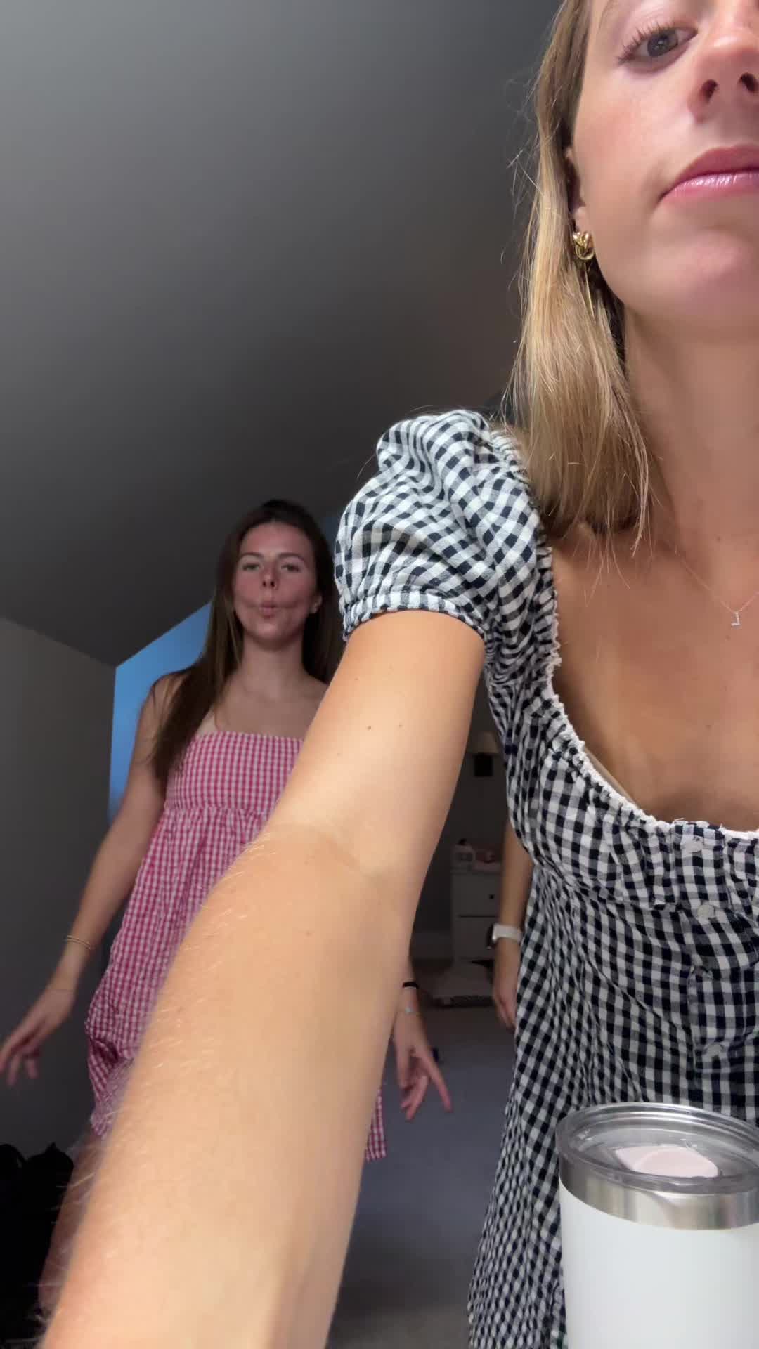 @laurennn