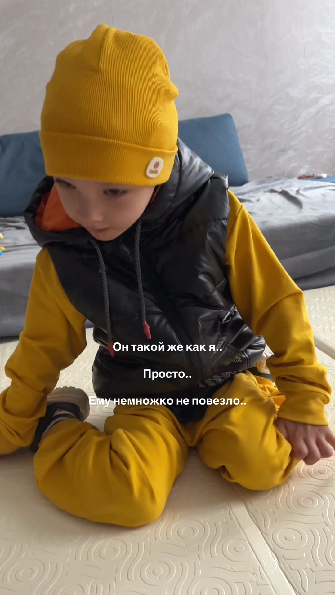 @ЖИЗНЬ ИСПЫТЫВАЕТ