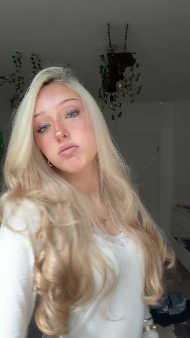 @felicia🪽
