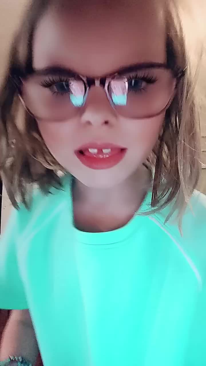 @CaseyRenee❌