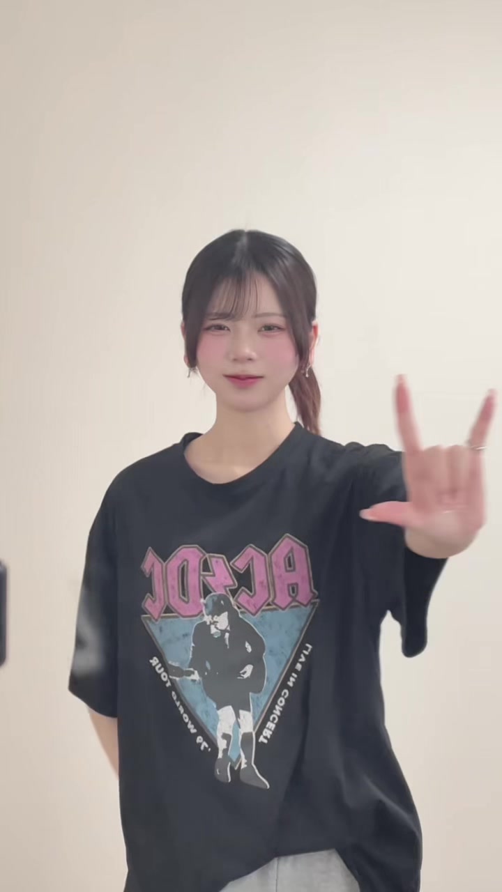 @キキ