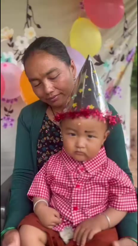 @आकृति लेघे गुरुङ्ग🎀