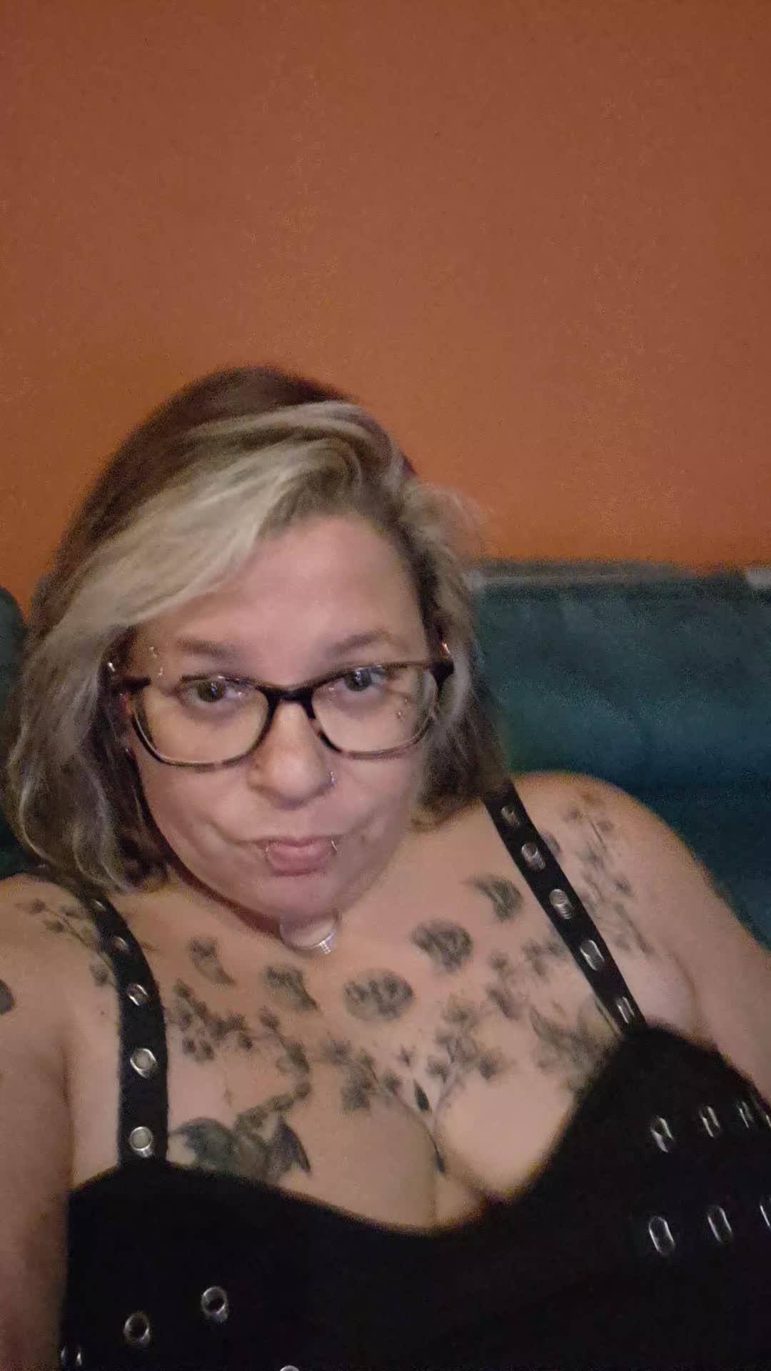 @ariana_queen_of_darkness