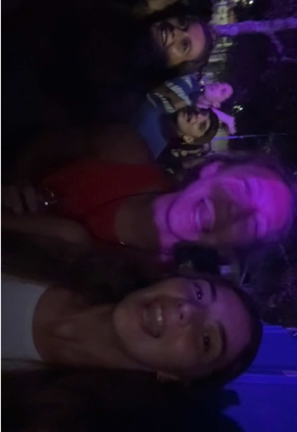 @Elo🍉