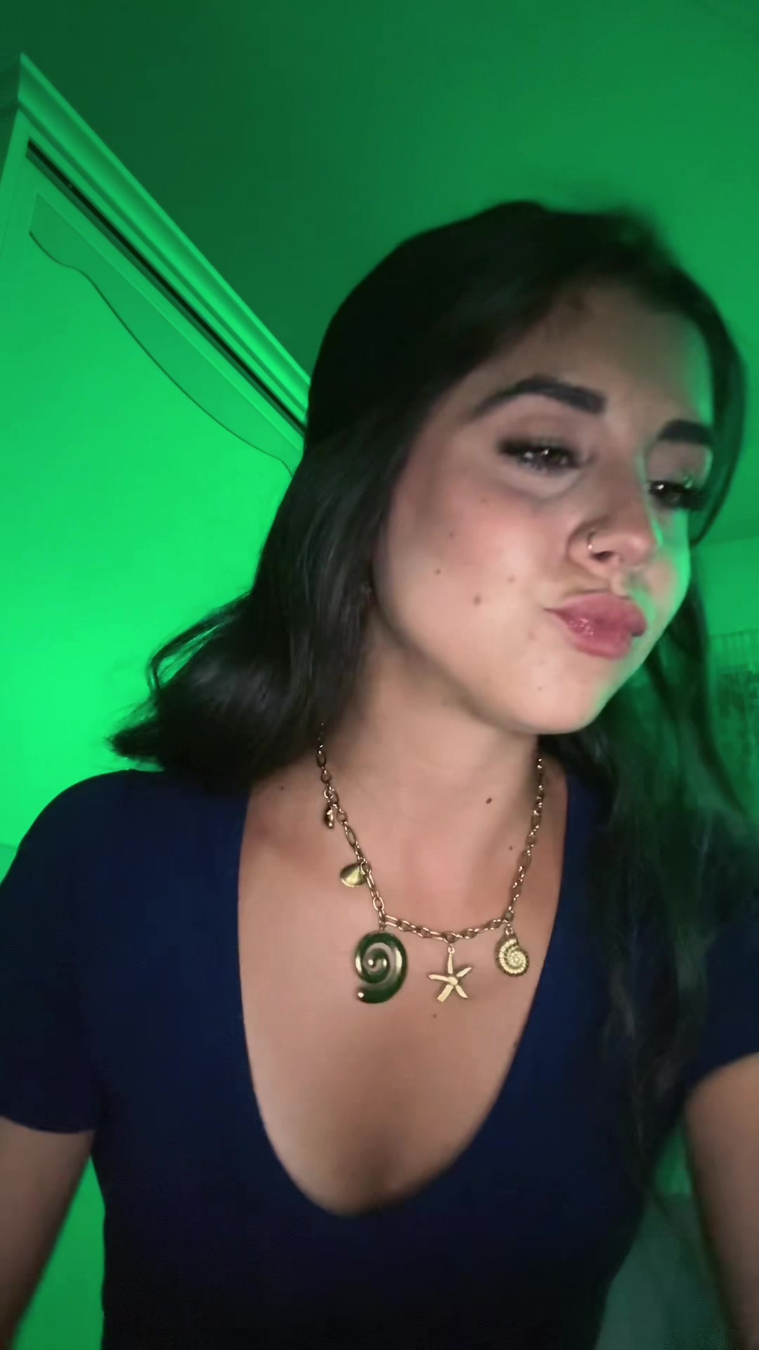 @𝐴𝑟𝑦