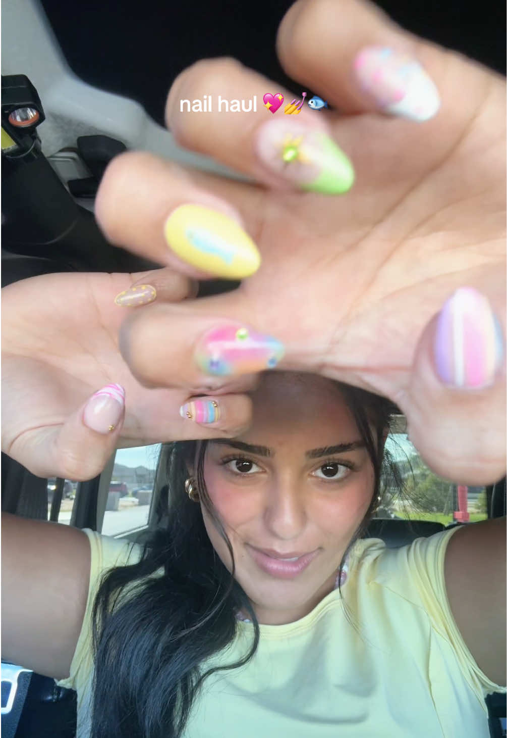 @hayli✌🏽😄💞🎉🌟🍭🛍️