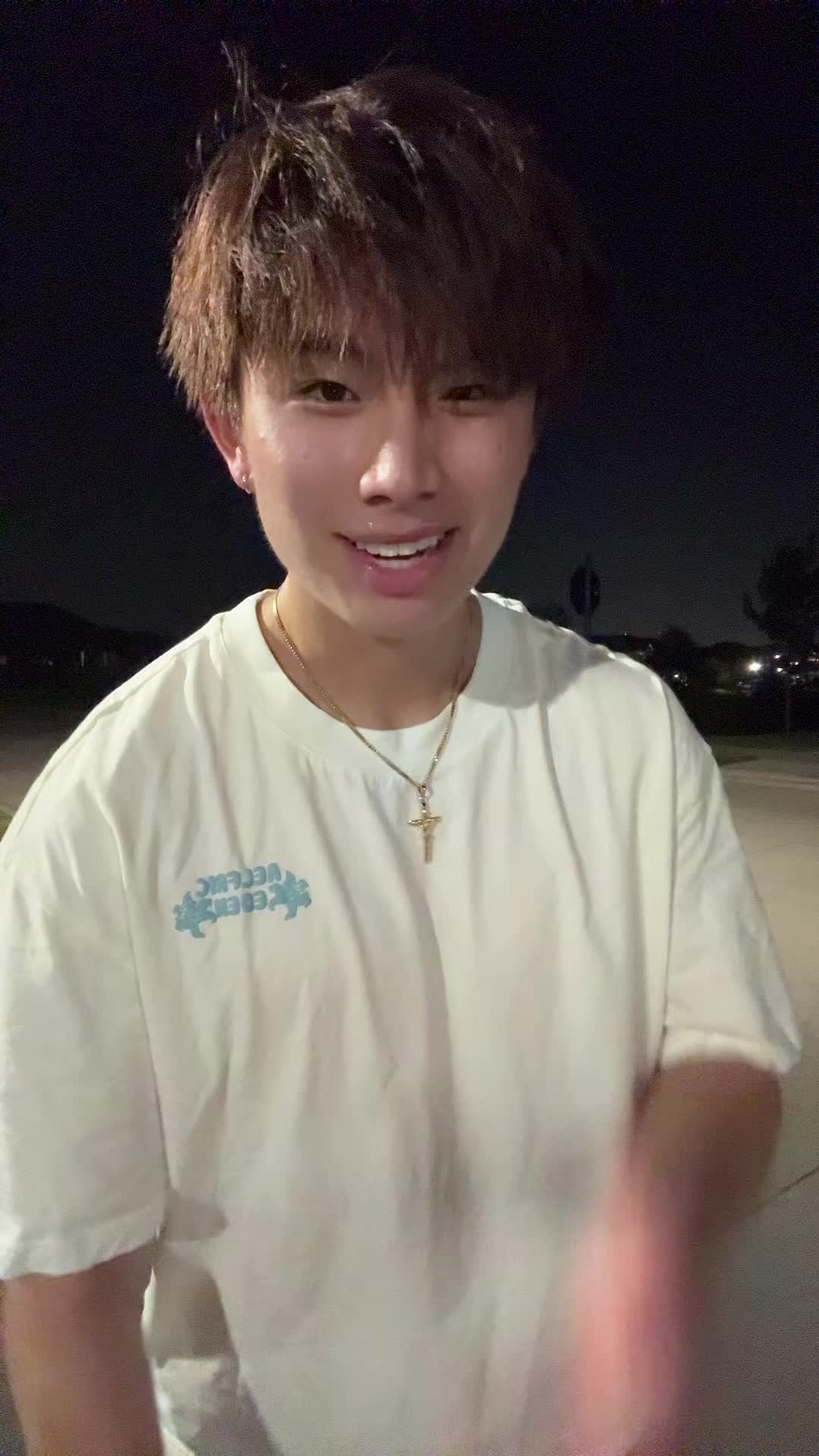 @JonnyDho