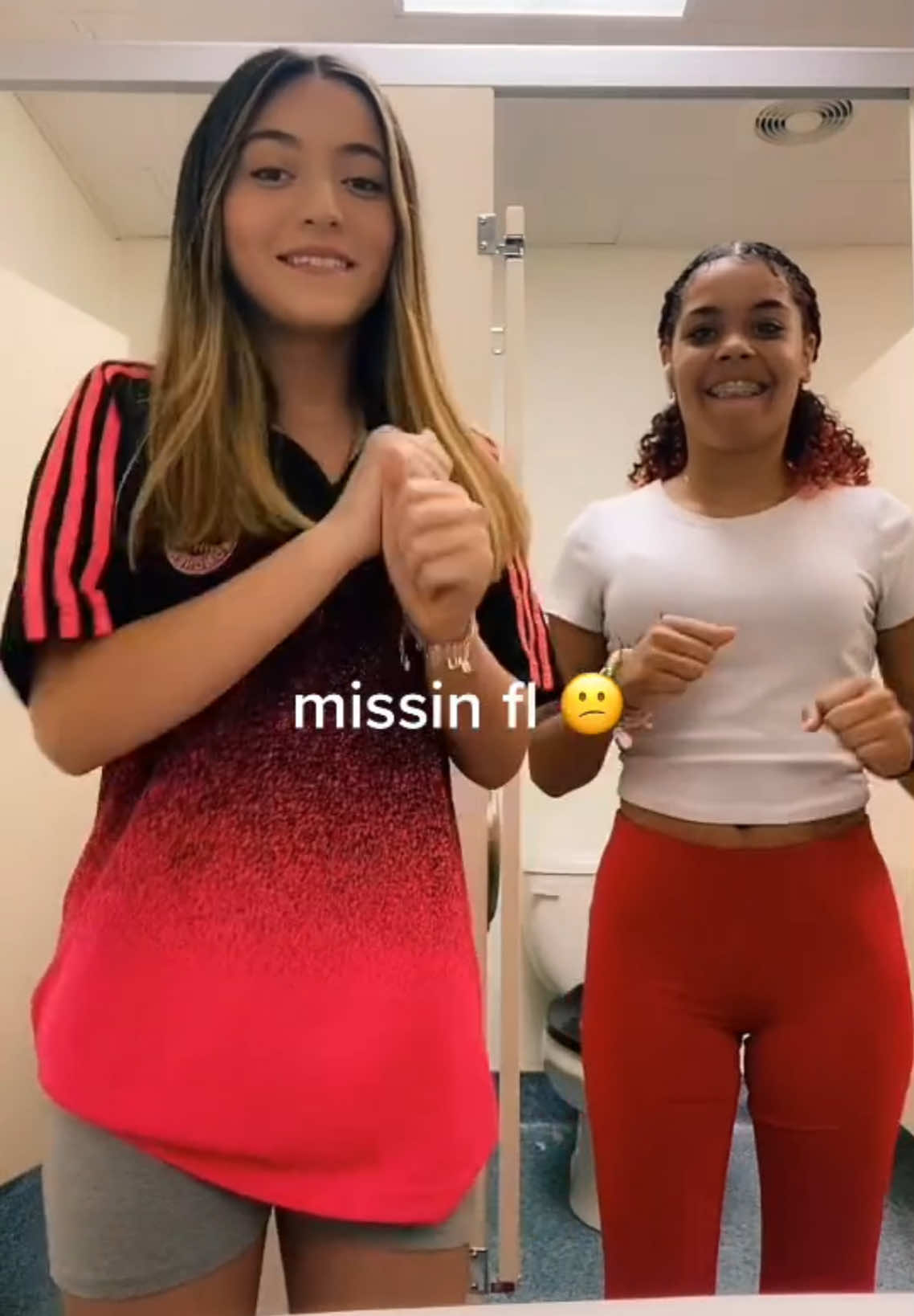 @Halle