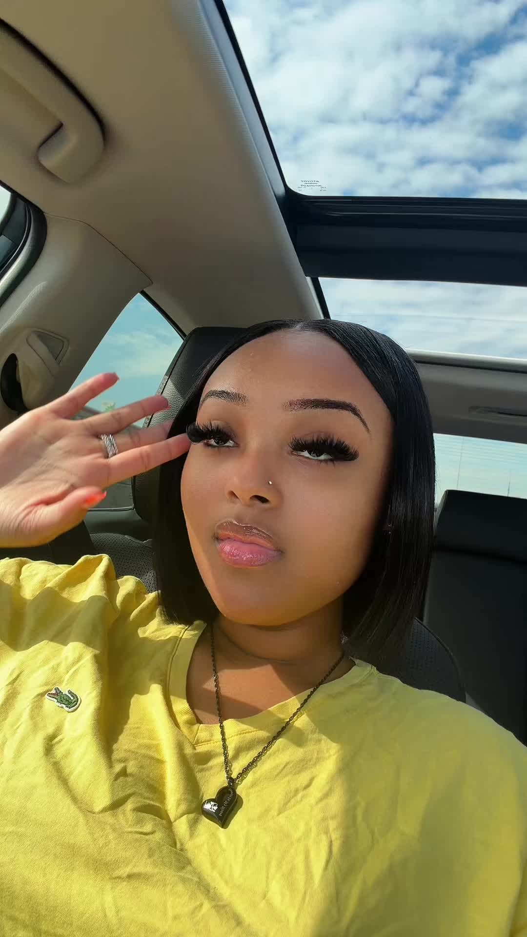 @Ariana Wright | Hairstylist