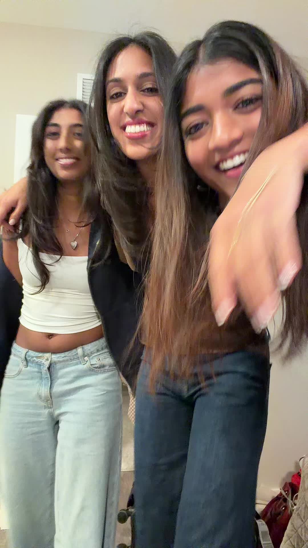 @Janhvim27