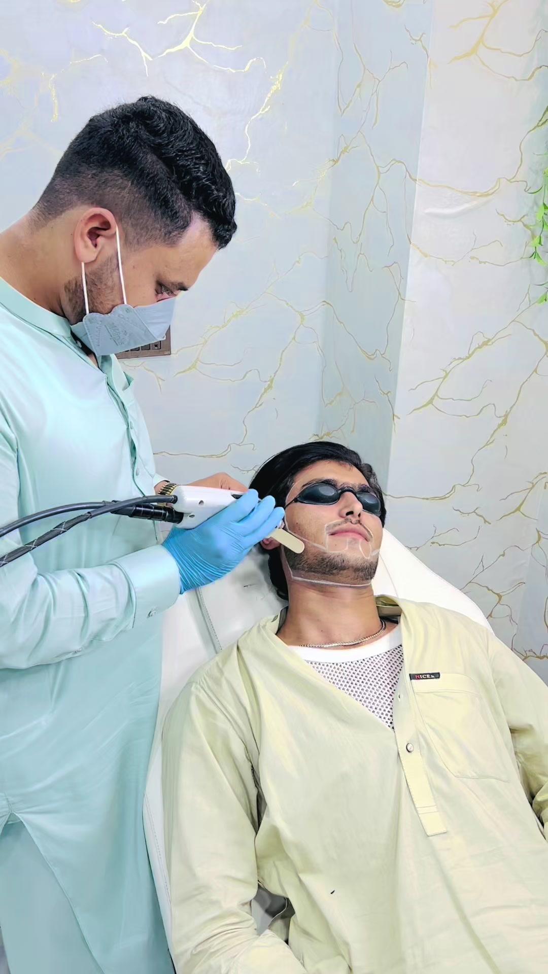@Laser Grafix clinic